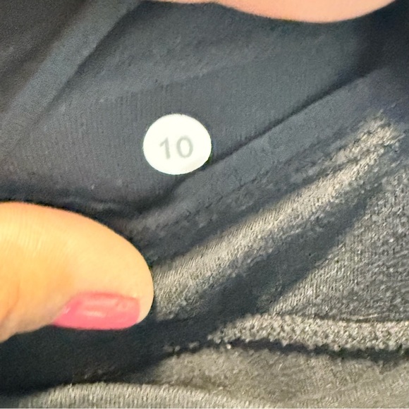 Lululemon Athletica yoga pant. - Picture 7 of 7